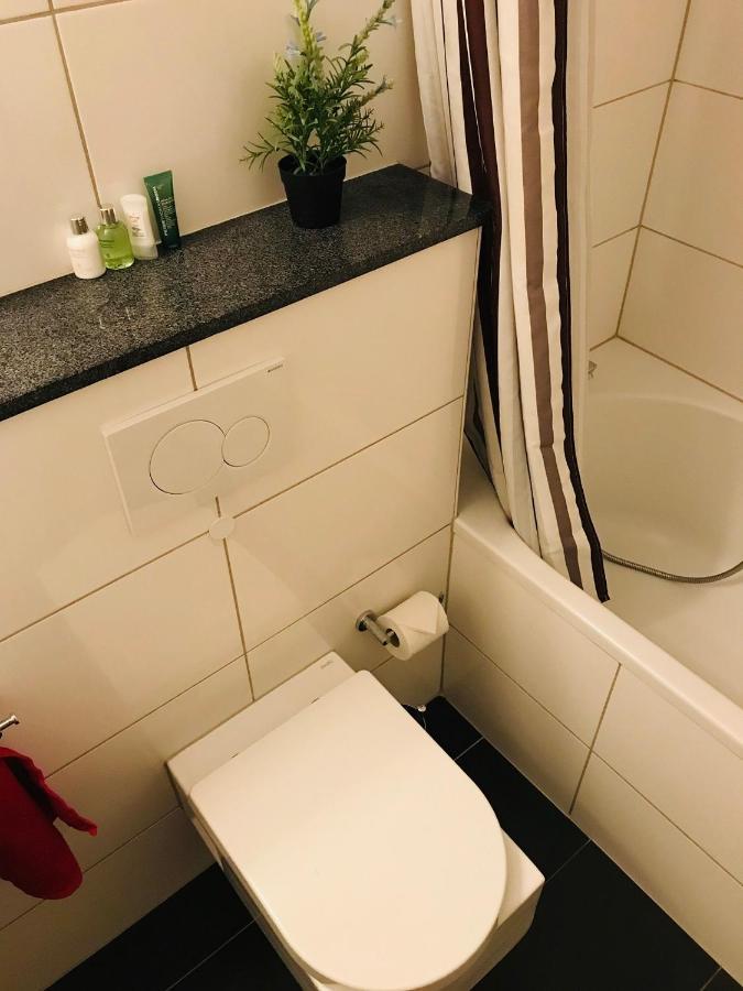 Messe Apartment Koeln West Eksteriør bilde