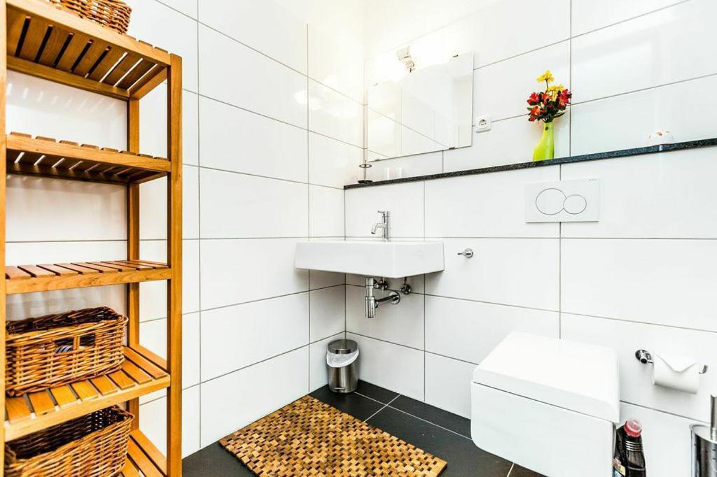 Messe Apartment Koeln West Eksteriør bilde